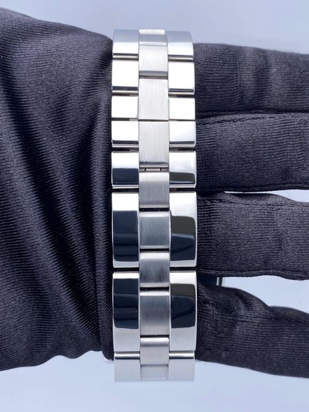 Cartier Roadster W62019X6